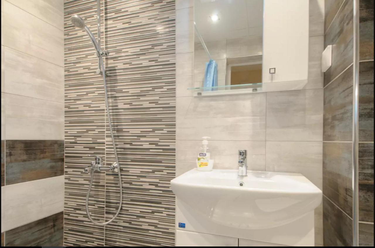 Urban Stay Apartment Sofia Esterno foto